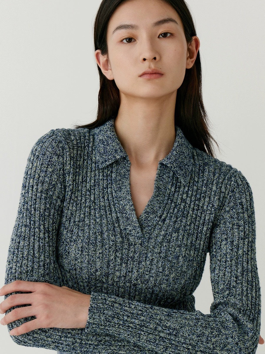 Women's Solid Color Knit Sweater - Relaxed Fit